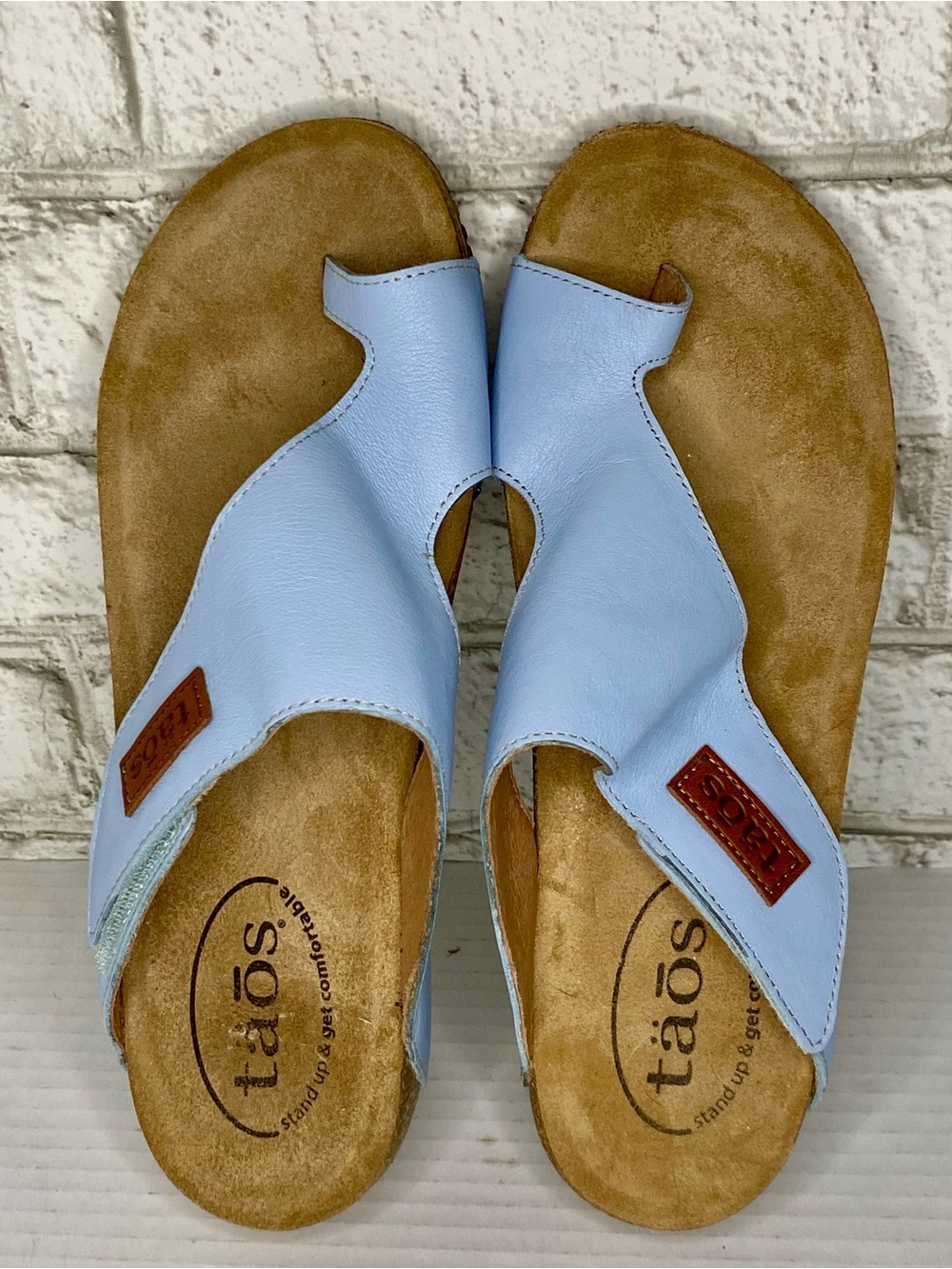 Women’s Taos Loop Light Blue Leather Sandals…Made in Spain Size 8-8.5